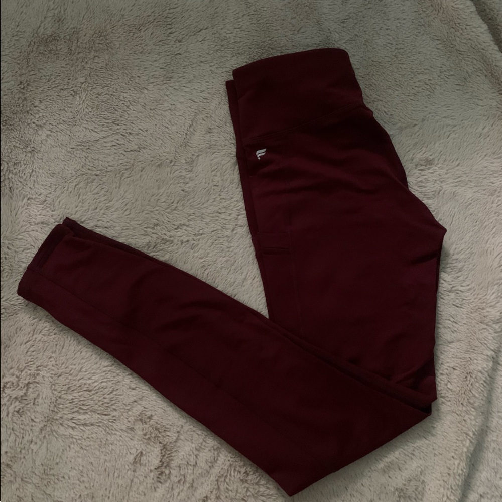 Fabletics Burgundy High Waisted Workout Leggings in Small